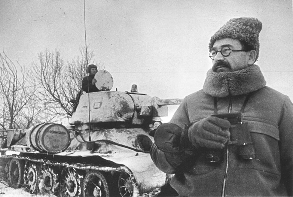 Ротмистров Павел Алексеевич (1901-1982) — главный маршал бронетанковых войск.