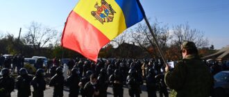Спецназ Молдавии провел учения с применением бронетехники
